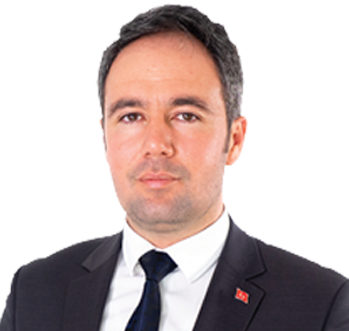 Kazım Koç